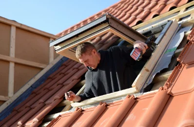 Pose de fenêtres de toit Velux à Neaux